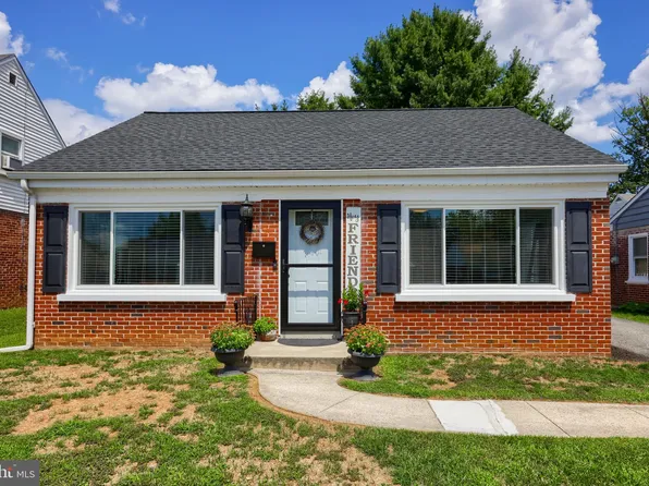 427 Hilton Dr, Lancaster, PA 17603