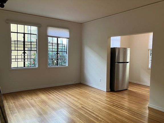 2nd image of 391 Fairmount Ave