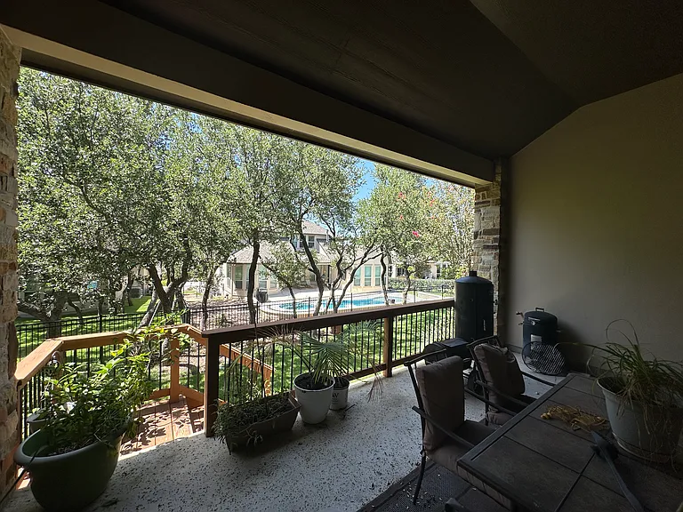 111 El Cielo — Photo 5