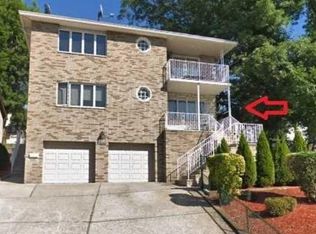 600 Sketch Pl S #1, Ridgefield, NJ 07657