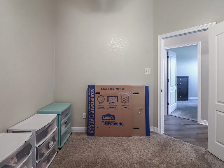 8107 Preston Hollow Dr — Photo 34