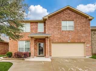 2656 Brookvalley Ln, Grand Prairie, TX 75052