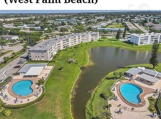 166 Wellington Cir #J-1660, West Palm Beach, FL 33417