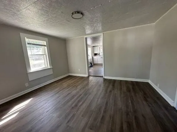 1201 McCrary St, Metropolis, IL 62960