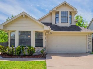 10001 Long Rifle Dr, Fort Worth, TX 76108