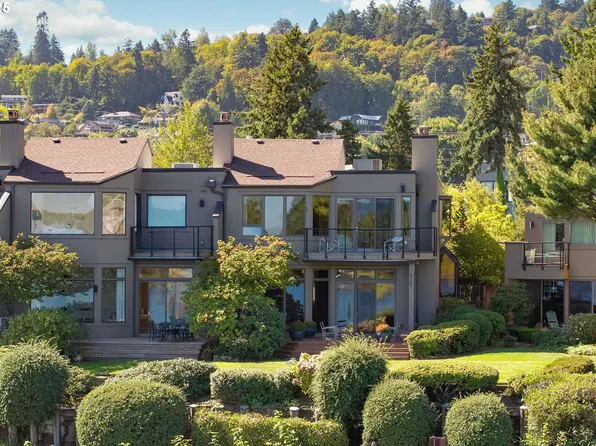 6126 S Riverpoint Ln, Portland, OR 97239