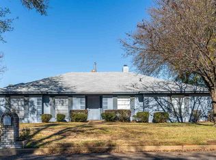 403 Ruthlynn Dr, Longview, TX 75605