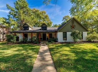 2009 Cripple Creek Ln, Lewisville, TX 75077
