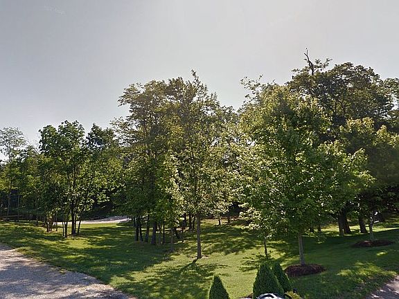 3rd image of 11701 Ramblewood Ct #11