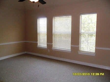 5th image of 5121 N Branch Dr