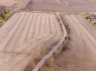 9701 Arrow Wood Dr, Saint Jacob, IL 62281