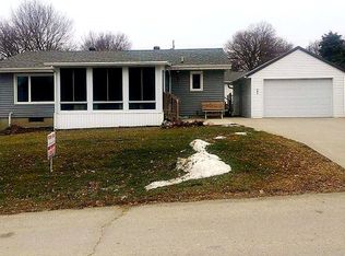 307 Clay St NE, Malcom, IA 50157