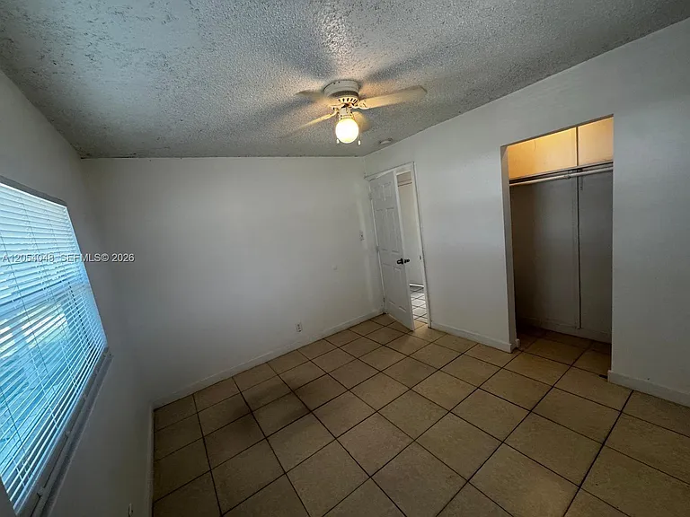 SW 58th Ct — Photo 10