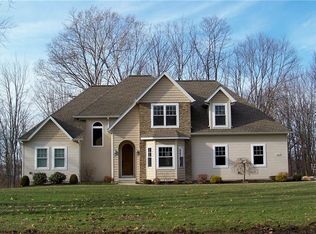 5618 Swanville Rd, Erie, PA 16506