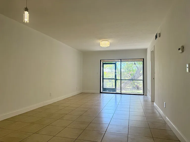 130-136 Cape Coral Pkwy W — Photo 30