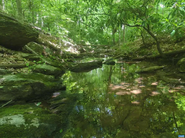 Melita Rd, Arvonia, VA 23004