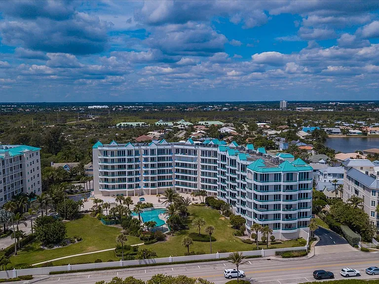 2000 S A1A #405 — Photo 28