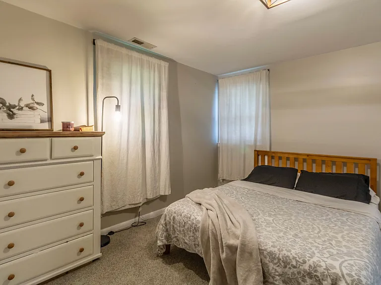132 Stanley Rd — Photo 10