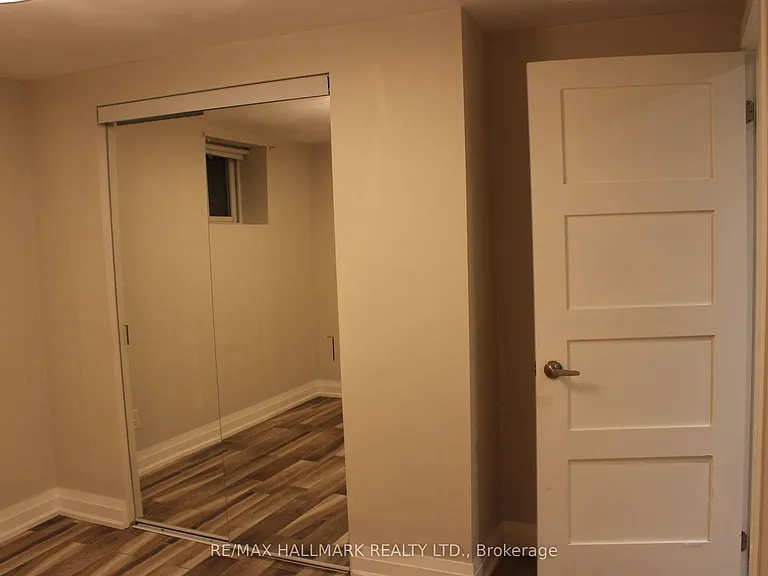 41 Treeview Dr #LOWER — Photo 14