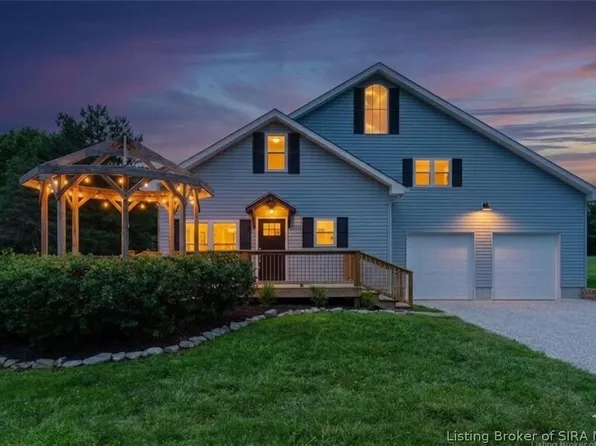 2720 S Wathan Road, Pekin, IN 47165