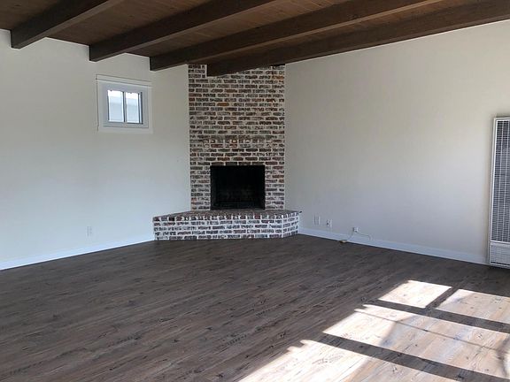 4th image of 363 Gladys Ave Unit B