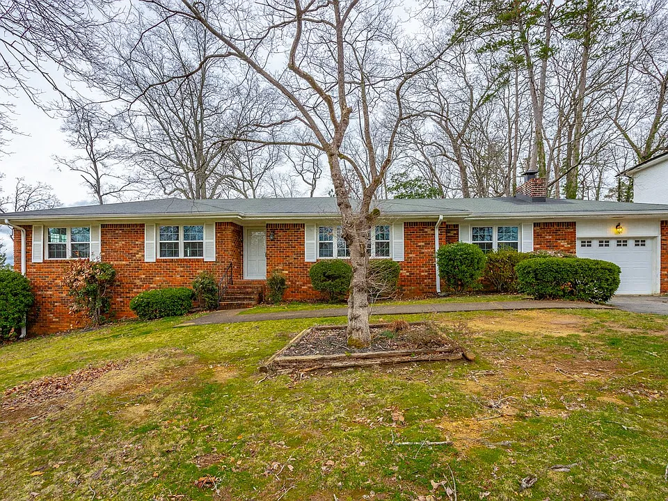 7005 Genoa Dr