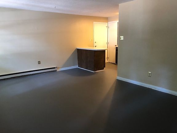 3rd image of 408C Horne St