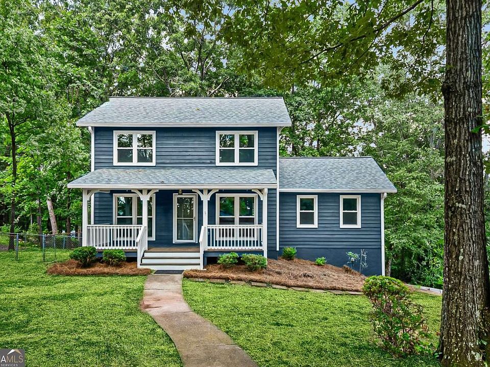 1st image of 250 Lancaster Cir