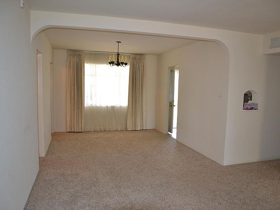 3rd image of 2023 Cardenas Dr NE