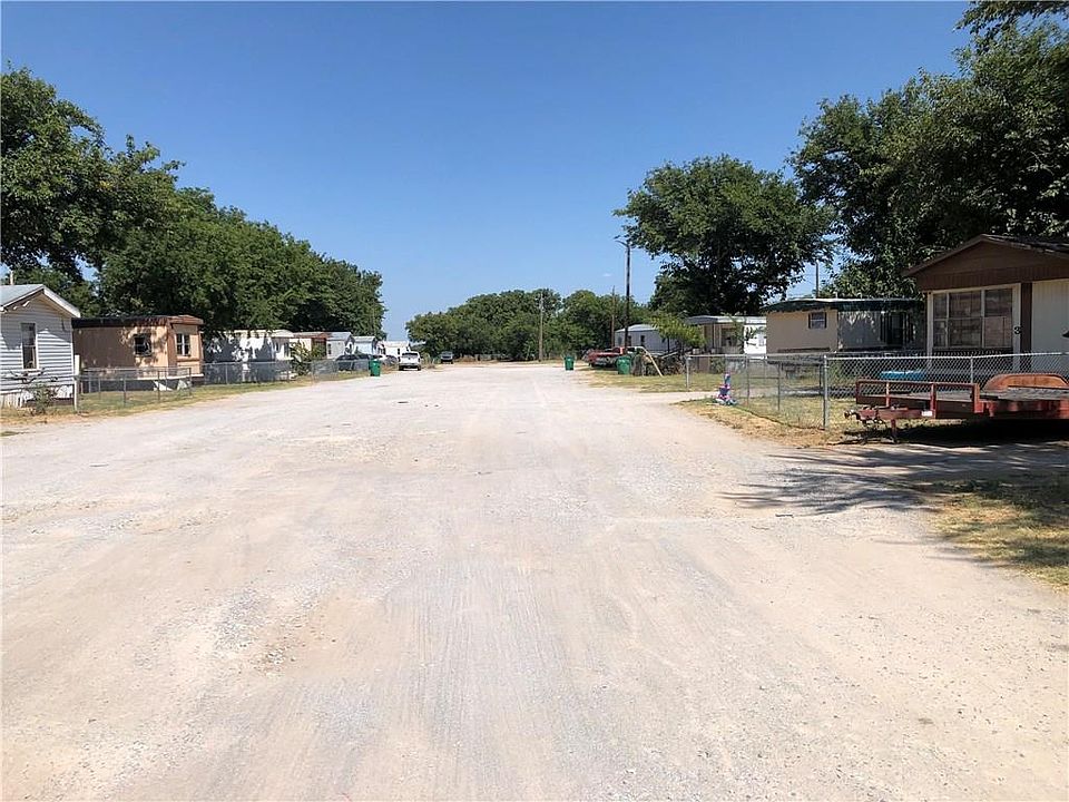 1st image of 516 N Avenue F