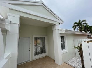 11341 SW 63rd Ter, Miami, FL 33173