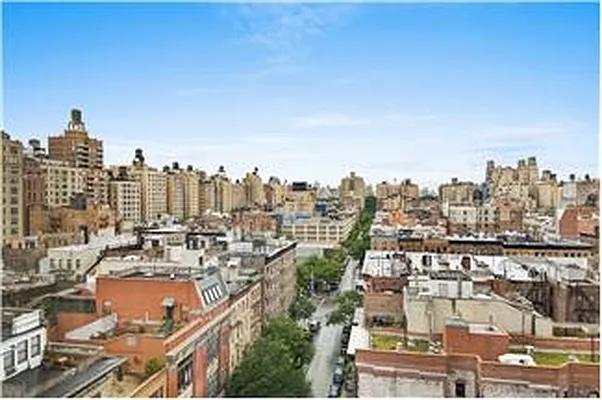 Sold by Amy L. Krischer R. E. | media 3