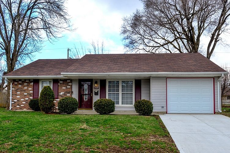 1st image of 2028 Drummond Dr