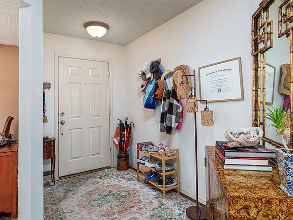 5th image of 8100 Colbi Ln
