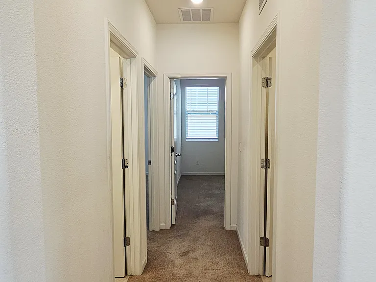 5444 Gallier Loop — Photo 26