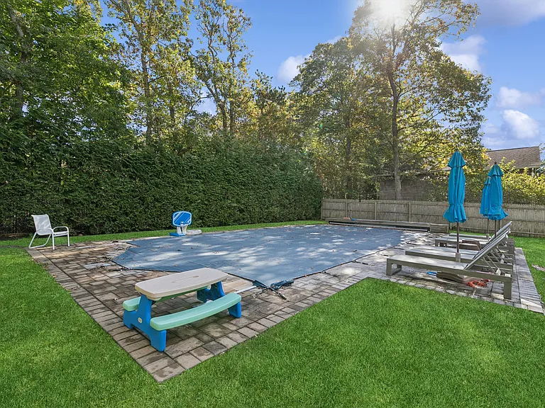 4 Morris Ct — Photo 24