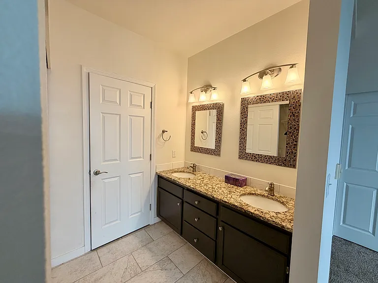 5400 Harbour Pointe Blvd #J201 — Photo 12
