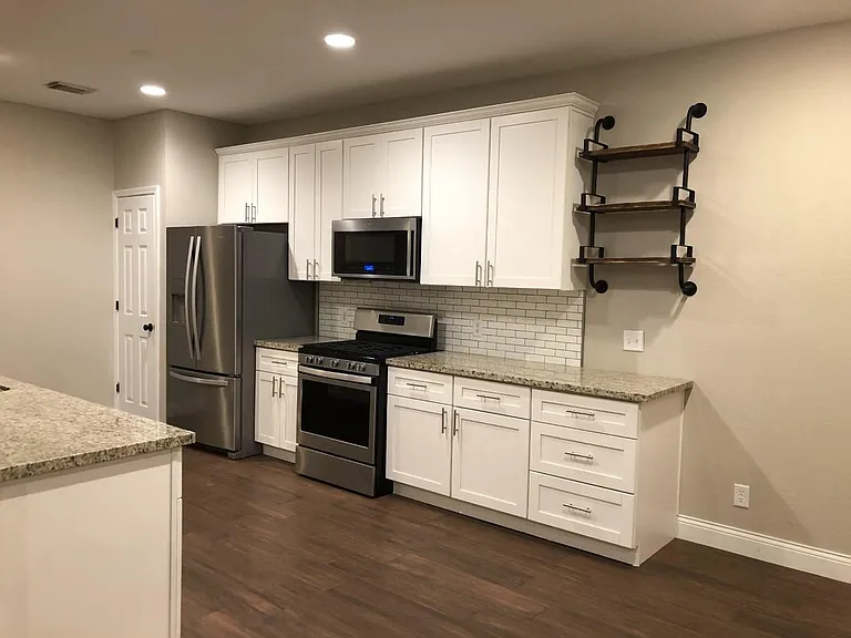 6315 Canyon Rock Way — Photo 15