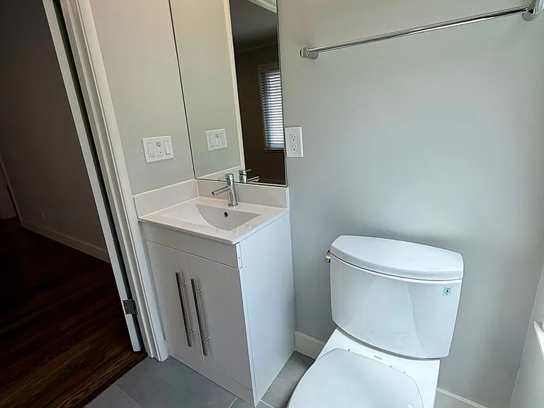 Laurel Oaks Apts — Photo 48