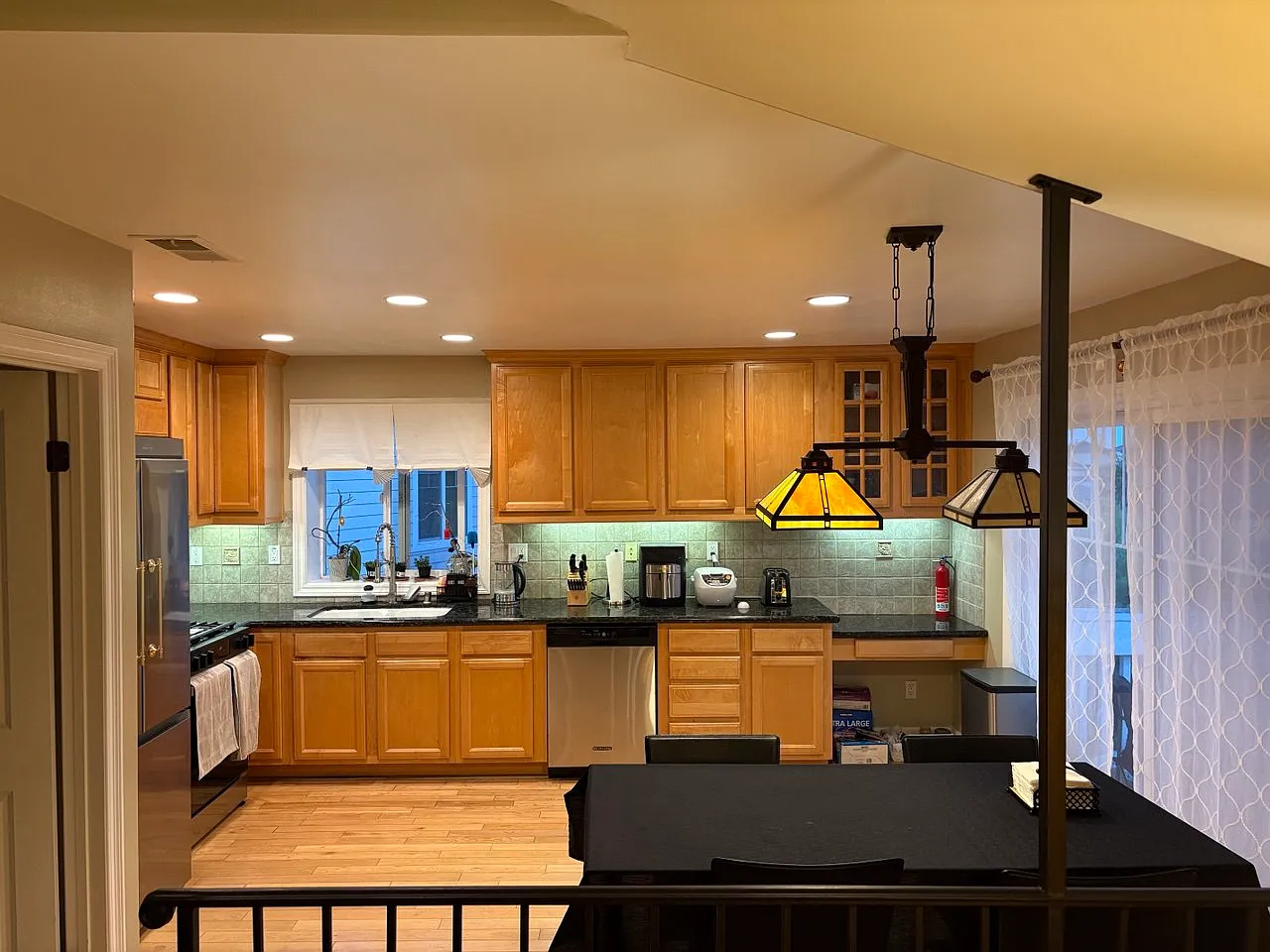 4 bed, 3.5 bath, 1720 sqft, $1,150 — Photo 4
