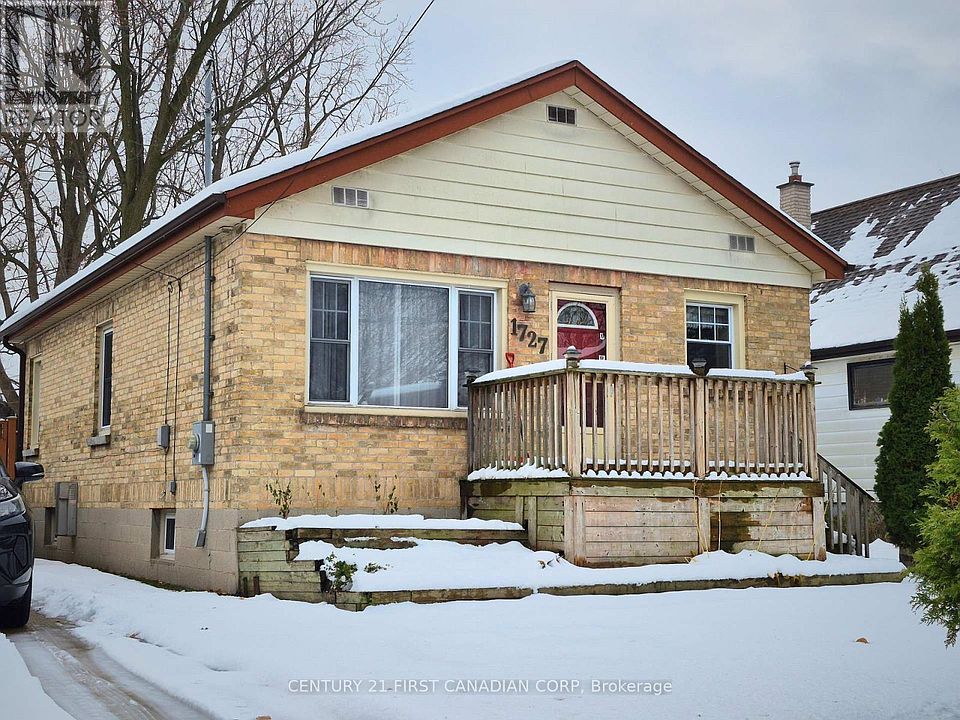 1st image of 1727 Parkhurst Ave