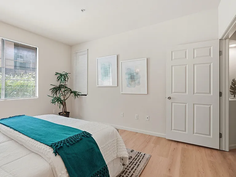 800 N 8th St #129 — Photo 20