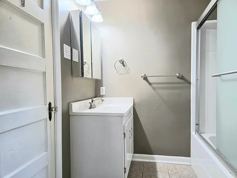 147 Lakemont Dr #B — Photo 13