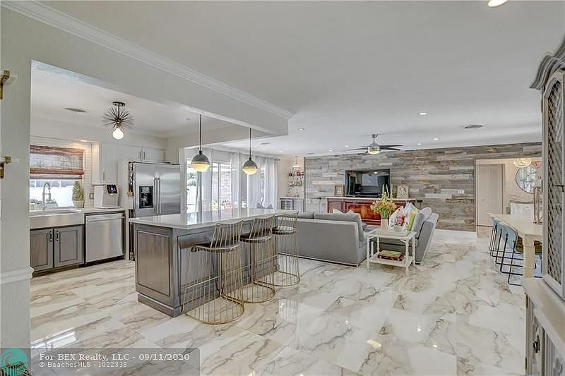 Home For Sale In Hollywood Hills