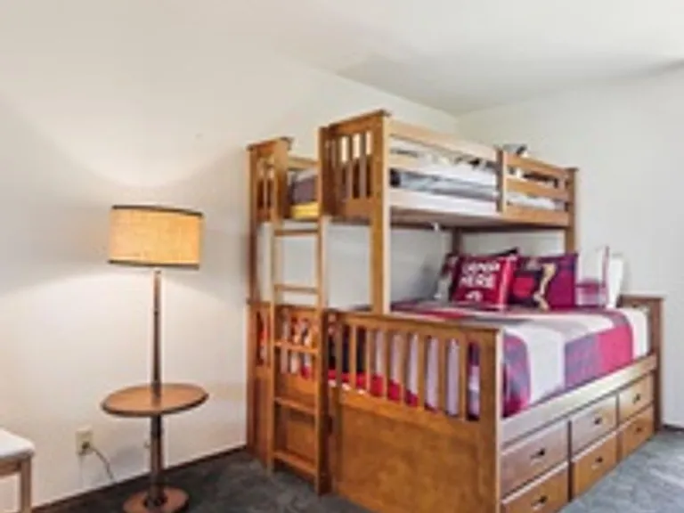 2755 N Lake Blvd #97 — Photo 18