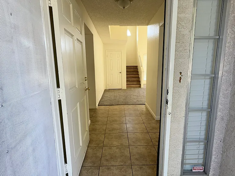 4527 W Providence Ave — Photo 20