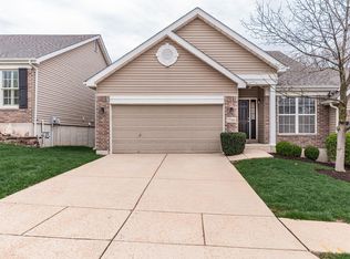 1740 Preston Centre Dr, Fenton, MO
