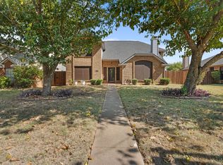 1414 Straus Rd, Cedar Hill, TX 75104