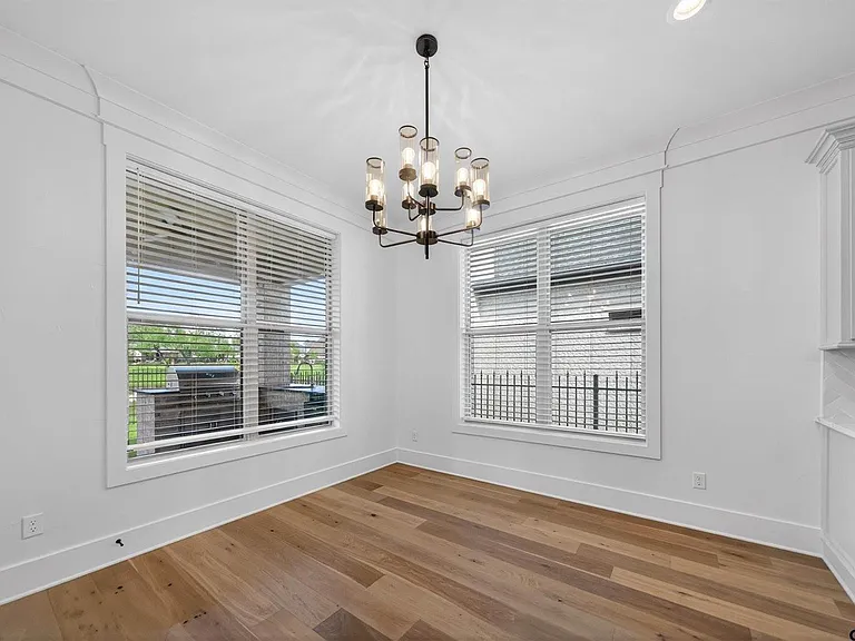 7517 Cross Gate Way — Photo 14