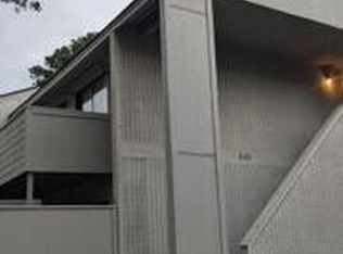 806 Greenmeadow Dr, Goose Creek, SC 29445